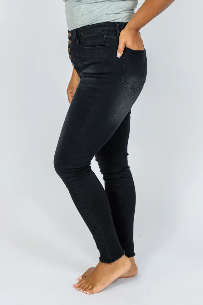 Chelsie Black Skinny Jeans